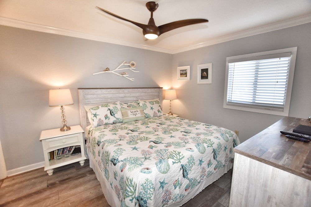 Condo, 1 Bedroom photo 1