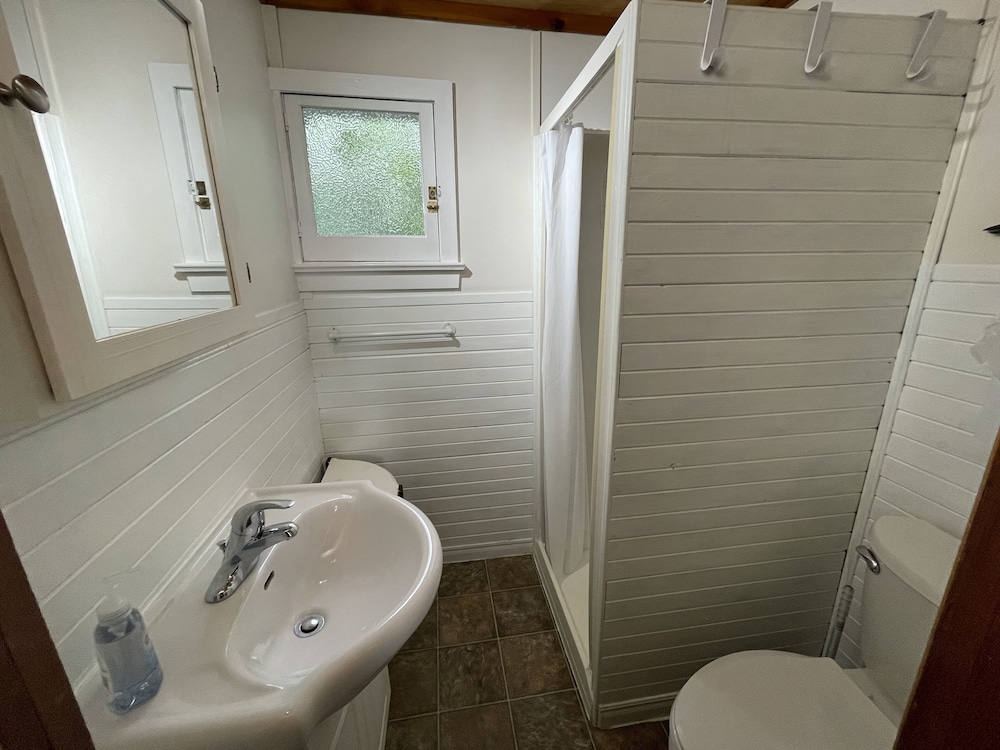Cottage, 2 Bedrooms, Kitchen, Beachside photo 2