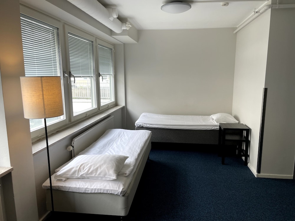 Quadruple Room, 1 Bedroom, Private Bathroom photo 3