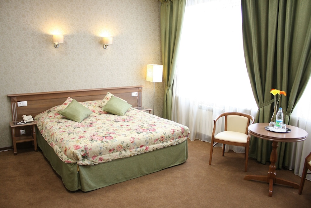 Suite photo 1