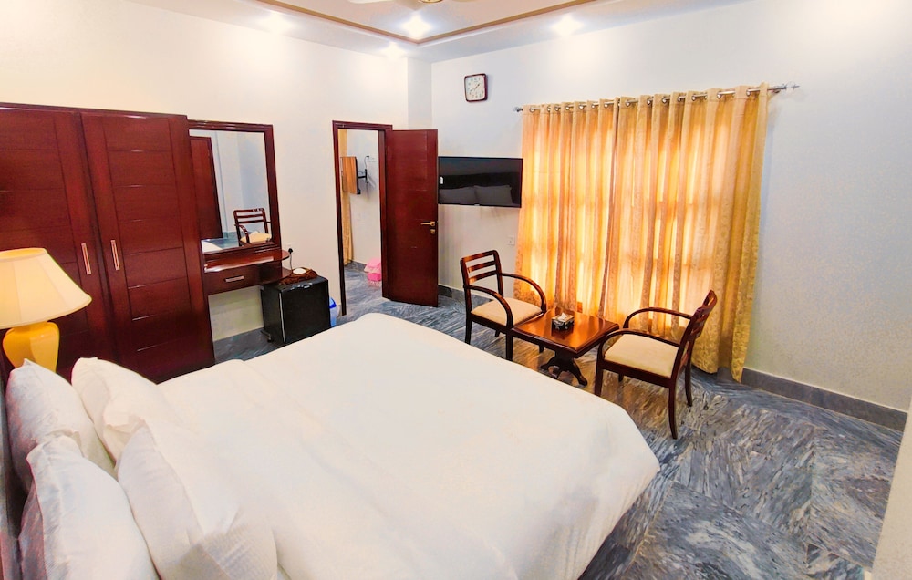 Standard Double Room - Photo 4