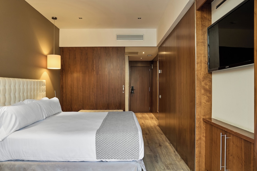 Superior Room, Terrace (and private pool - for 2 persons) thumbnail 5