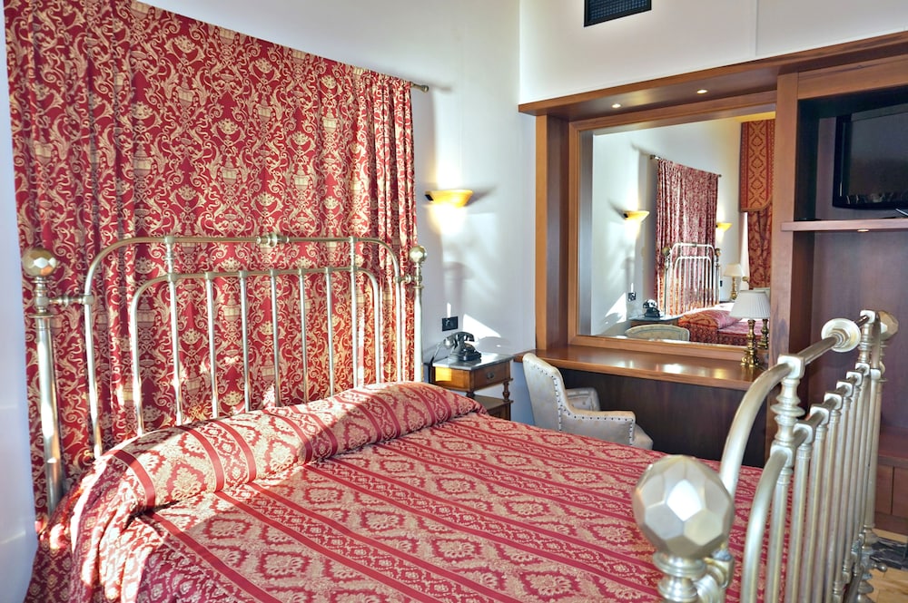 Classic Suite, Terrace, Sea View photo 3