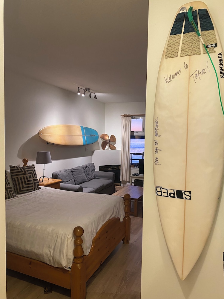 Oceanfront Studio Condo 14 - 20180530 photo 2