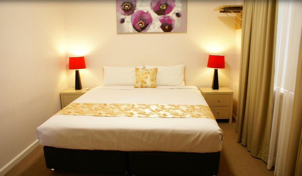 Family Suite, 3 Bedrooms, Kitchen photo 2