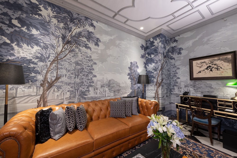 Luxury Suite, Non Smoking (Heritage)