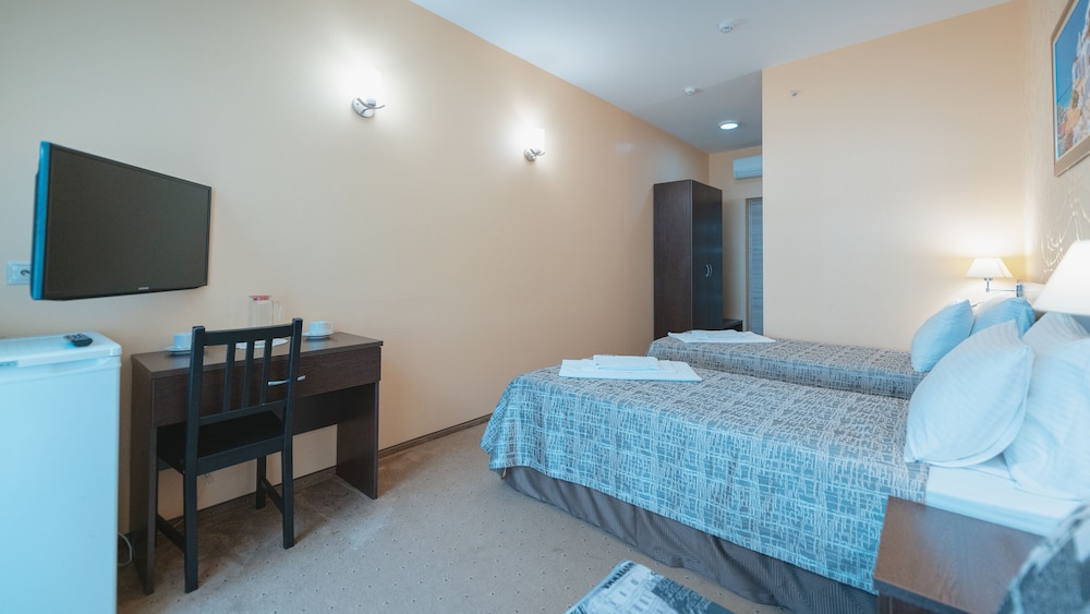 Comfort Double or Twin Room, Balcony photo 2