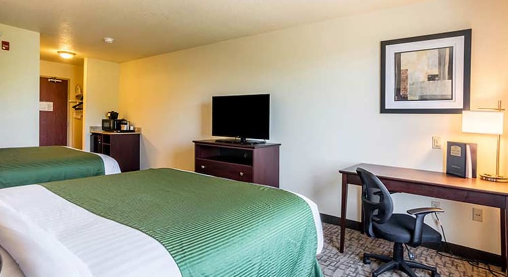 Room, 2 Queen Beds, Non Smoking photo 2