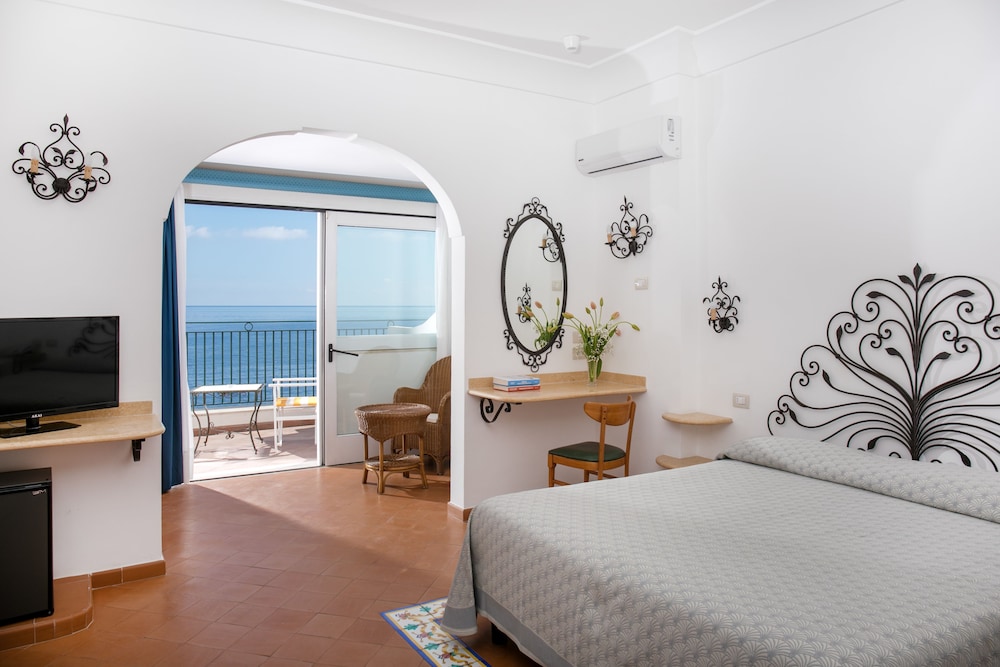Superior Double Room, Terrace, Sea View