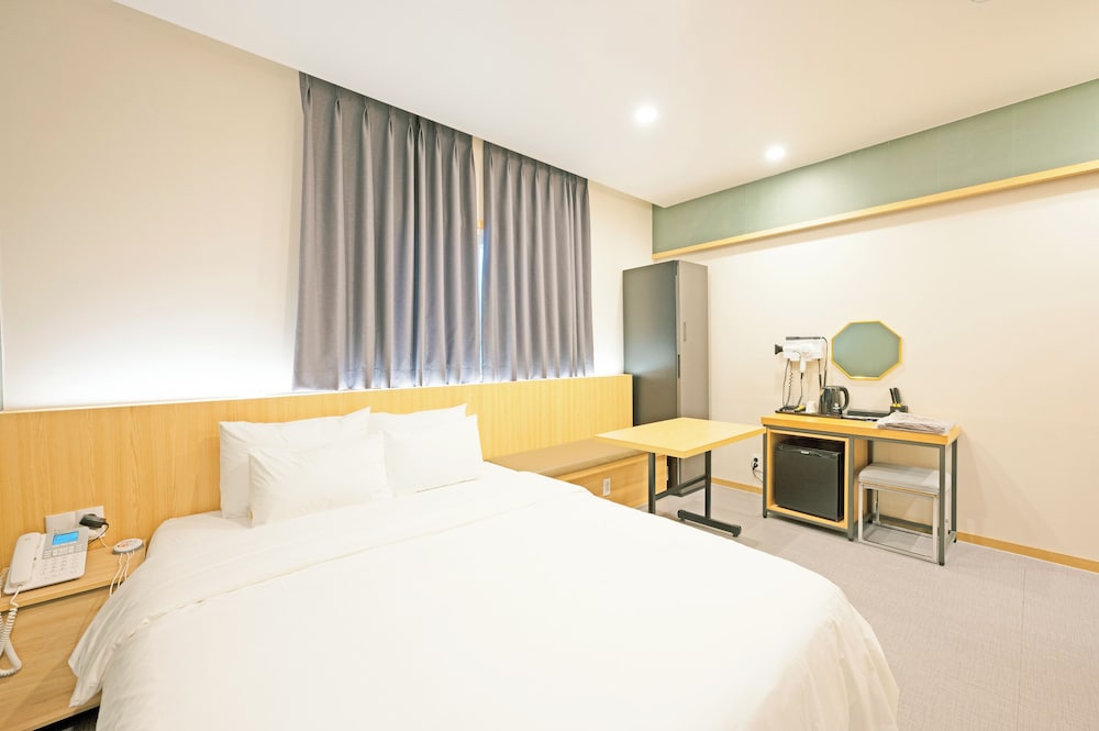 Superior Double Room - Photo 1