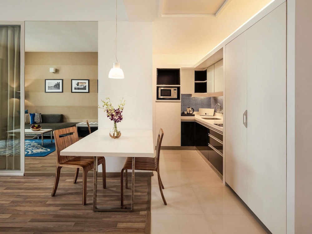 Executive Suite, 1 Bedroom, Balcony photo 3