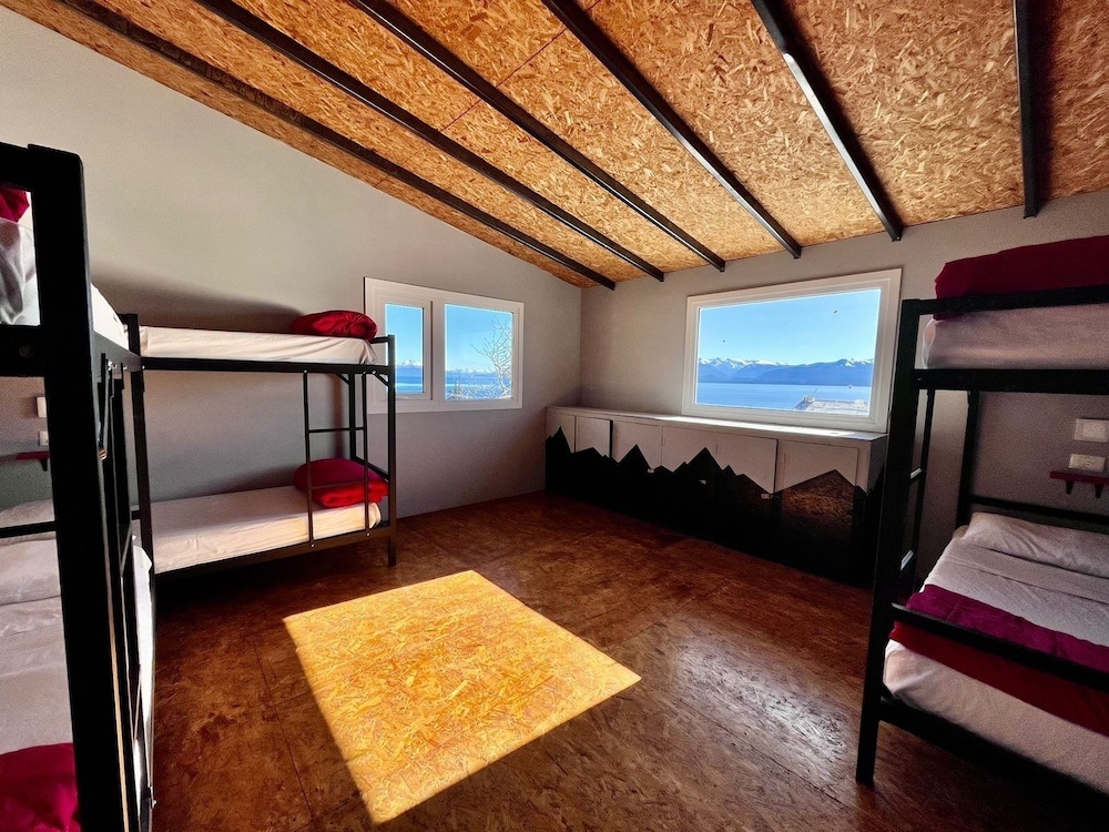 Basic Shared Dormitory, Partial Lake View photo 3