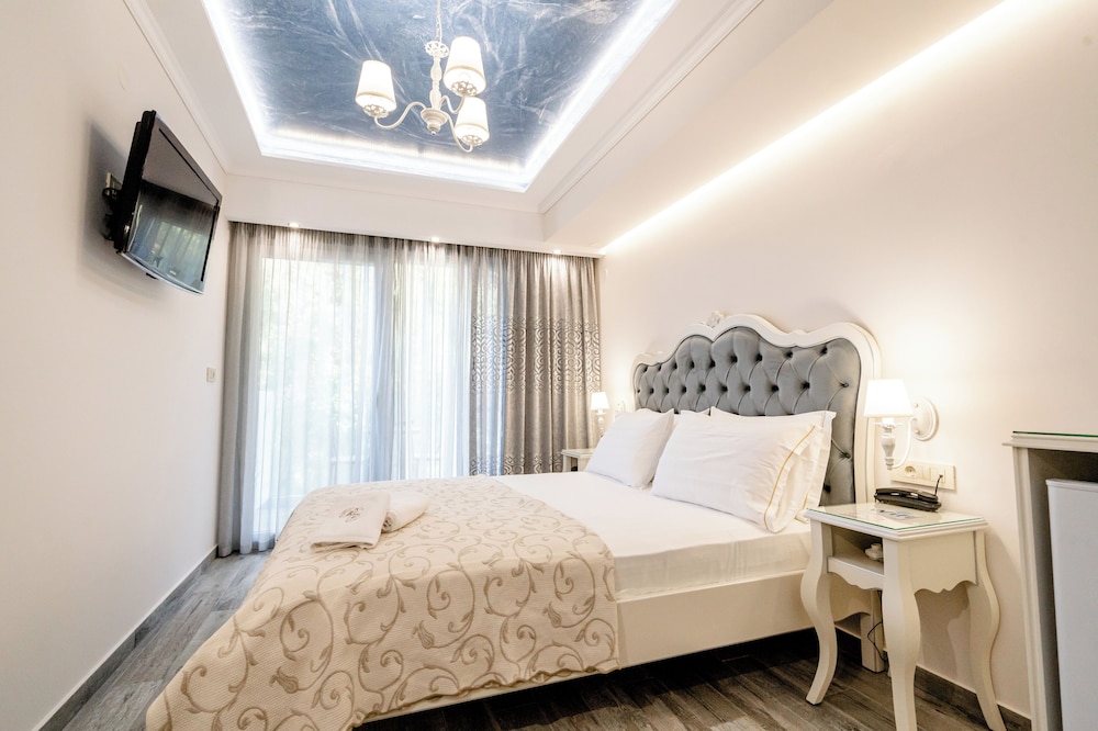 Superior Room - Photo 11