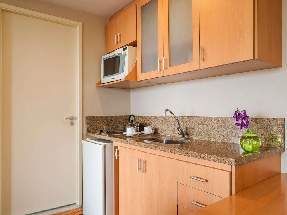 Standard Room, Multiple Beds - Photo 4
