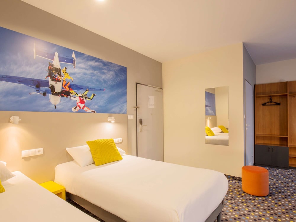 Standard Room, Multiple Beds photo 1