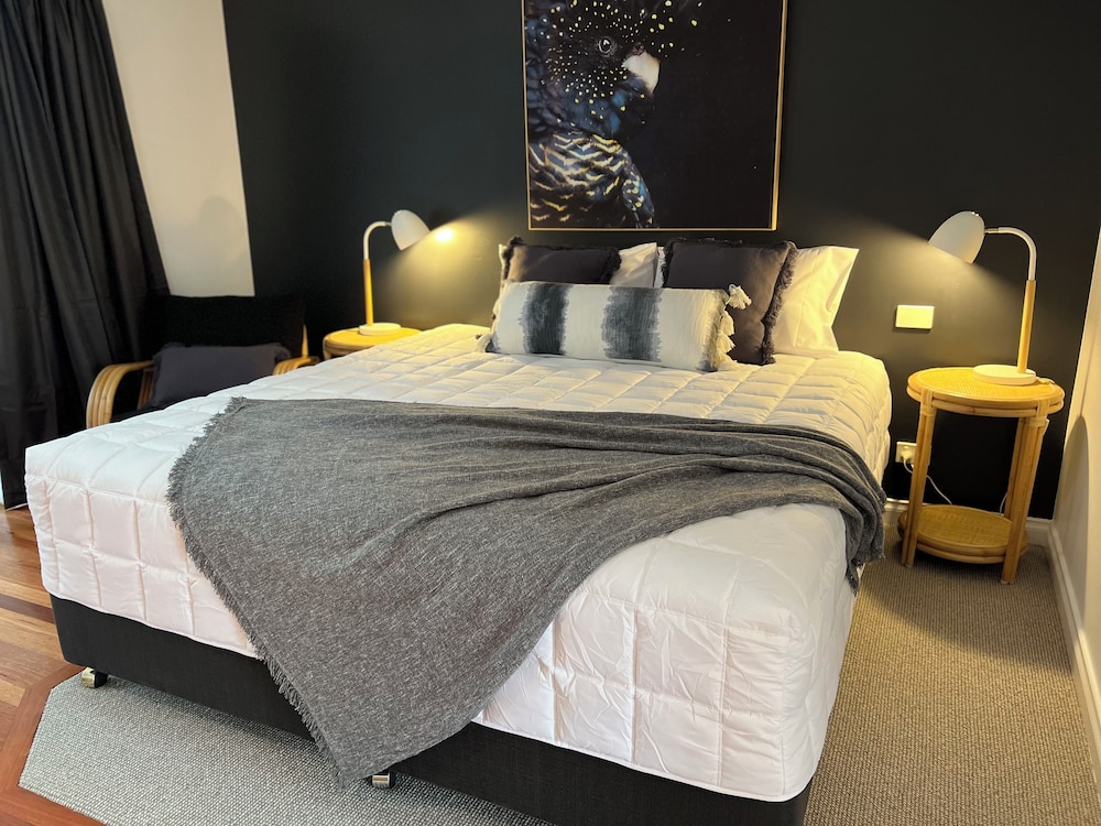 Deluxe Room, 1 King Bed