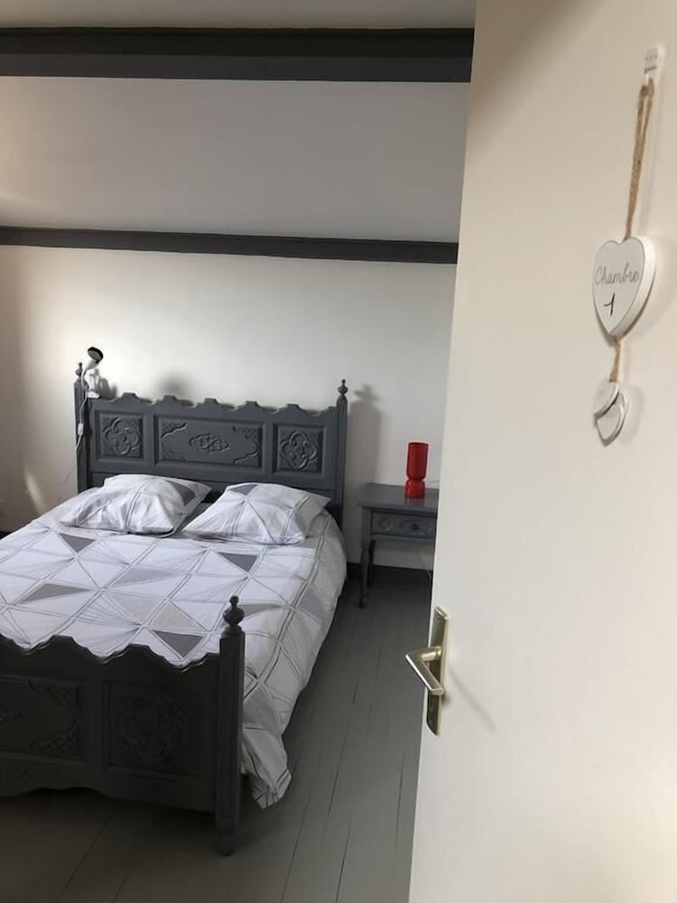 Standard Double Room, Shared Bathroom photo 1