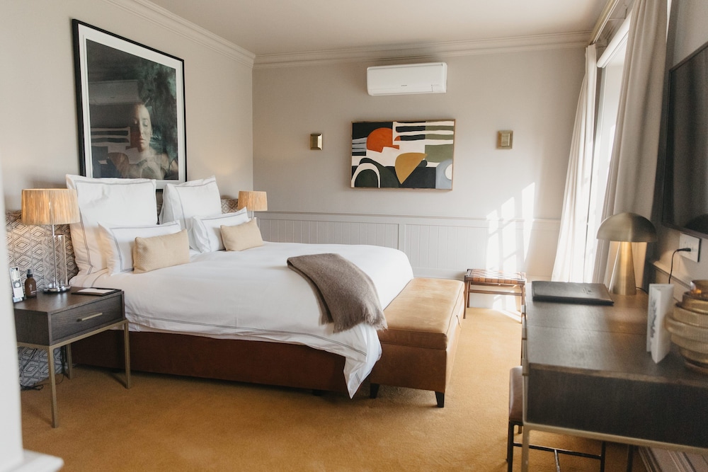 Luxury Suite photo 3