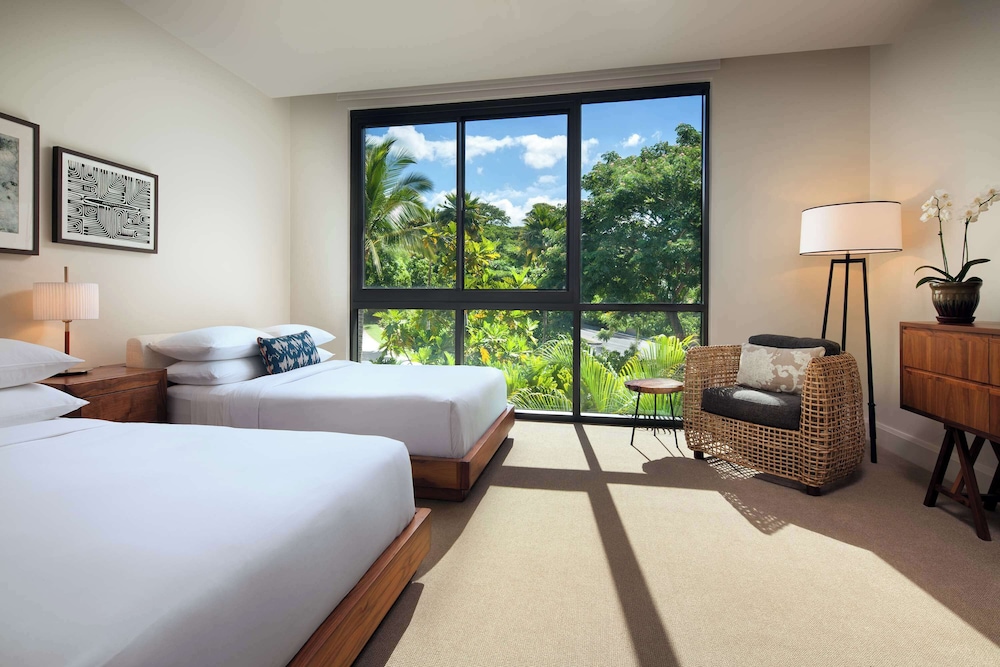 3 Bedroom Villa, Full Ocean View (2 King and 2 Queen Bed)