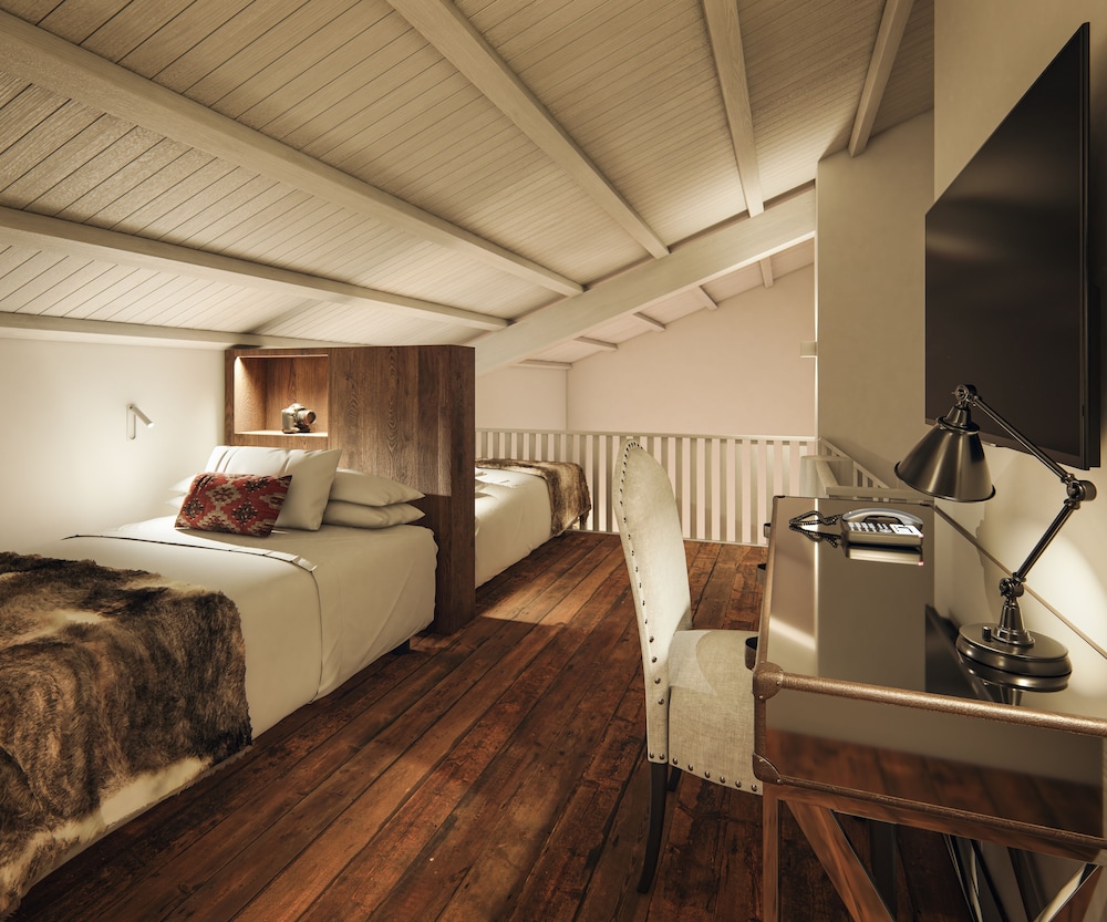 Presidential Suite (Maribel) photo 2