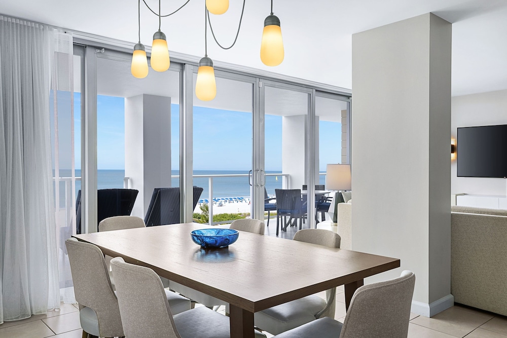 Villa, 2 Bedrooms, Balcony (View) - Photo 3