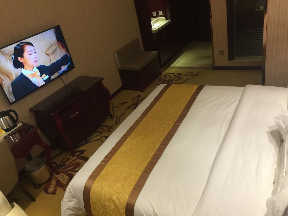 Deluxe Double Room photo 2
