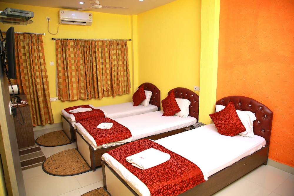 Luxury Triple Room, 1 Bedroom, Smoking photo 2