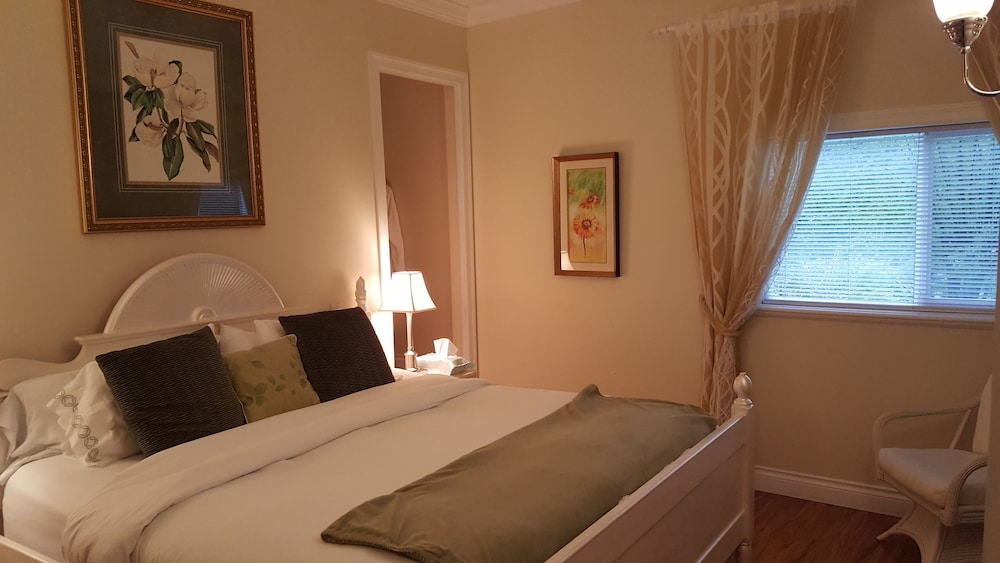 Leopard Suite