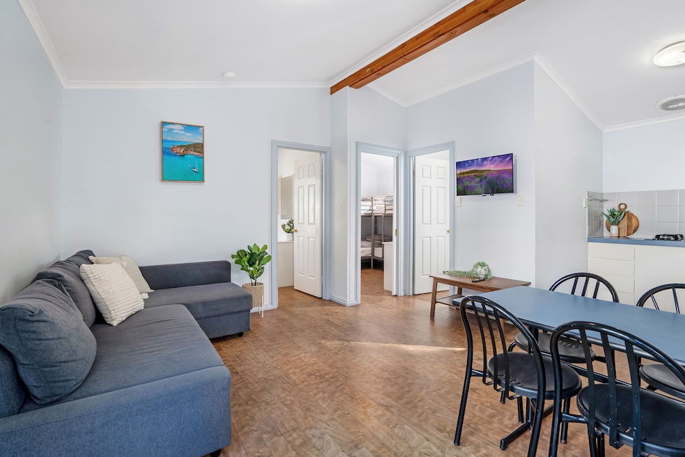 Kahuna Cabin (2BR)