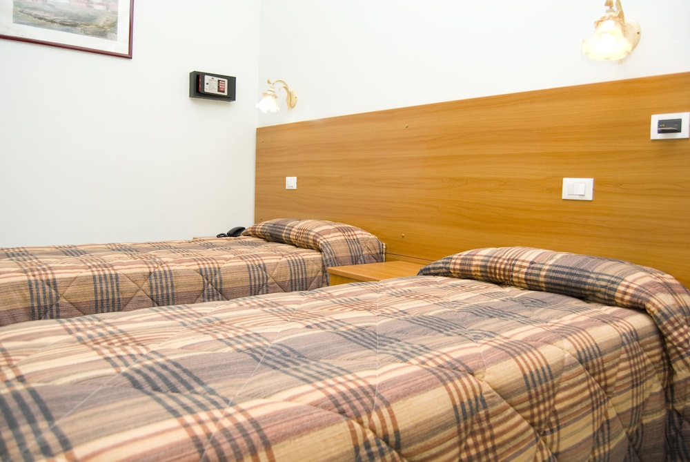 Double Room, 2 Twin Beds