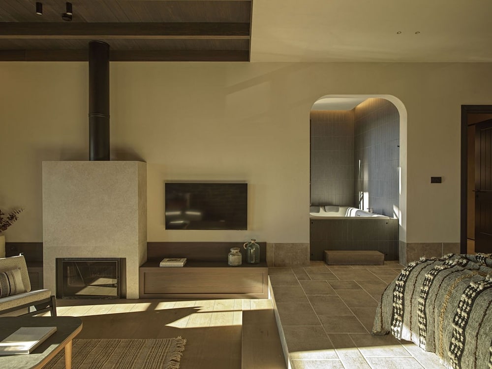 Suite photo 1