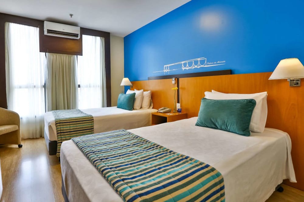 Deluxe Room, 2 Twin Beds, Non Smoking - Photo 2