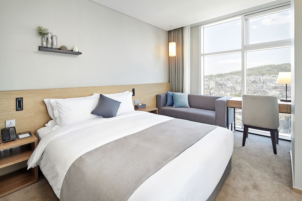 Deluxe Double Room, Bathtub photo 2