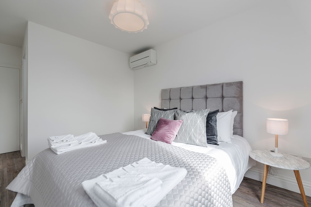 Brewer Duplex, 1 Bed Flat