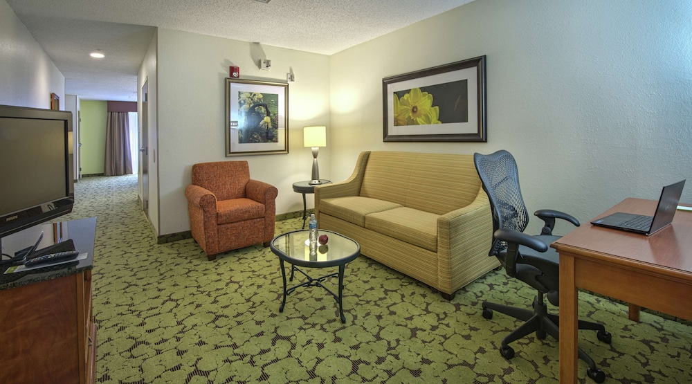 Suite, Accessible - Photo 1