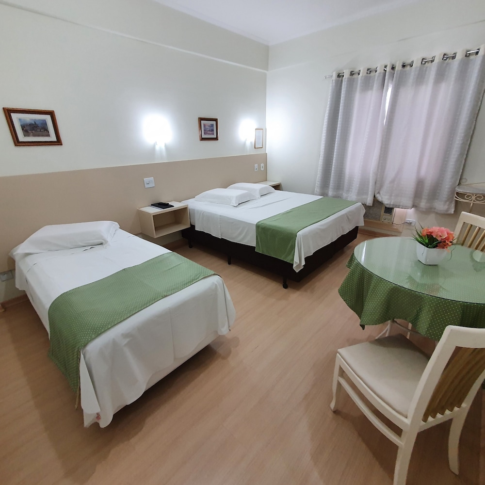Deluxe Triple Room photo 1