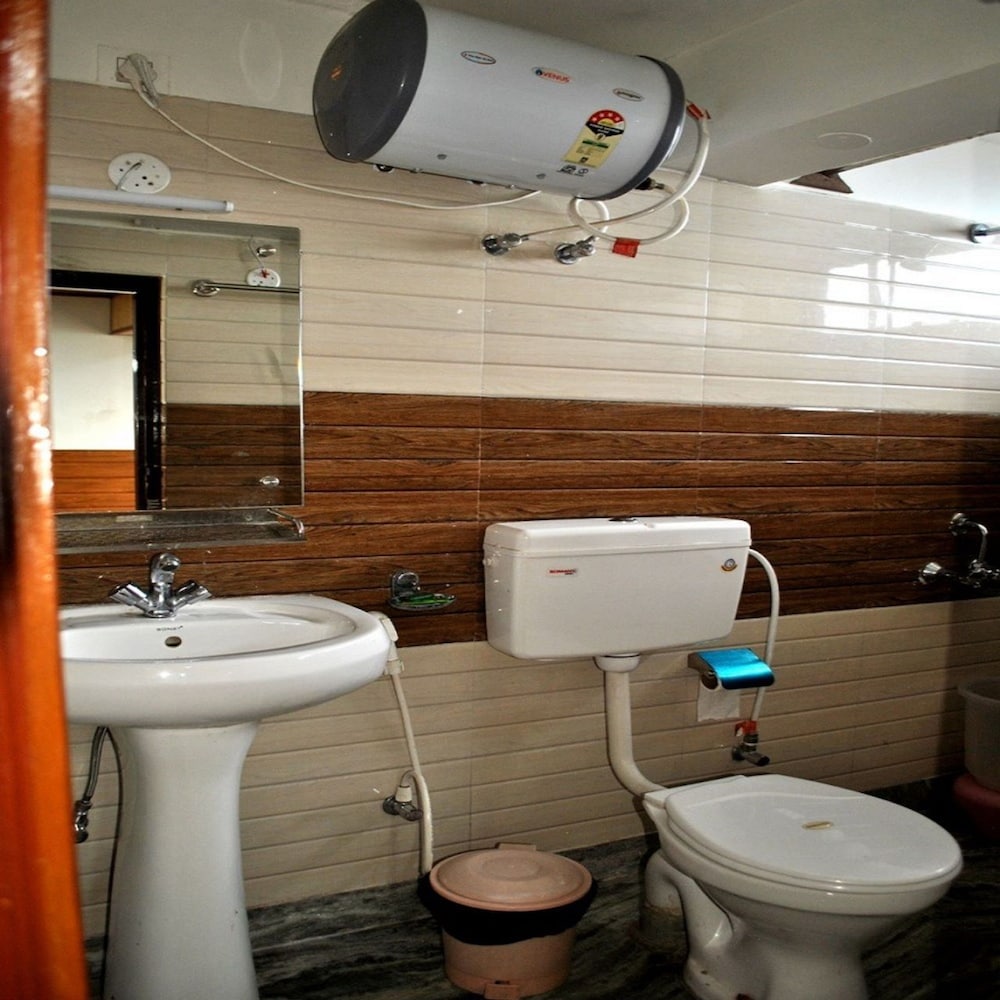 Deluxe Triple Room - Photo 5