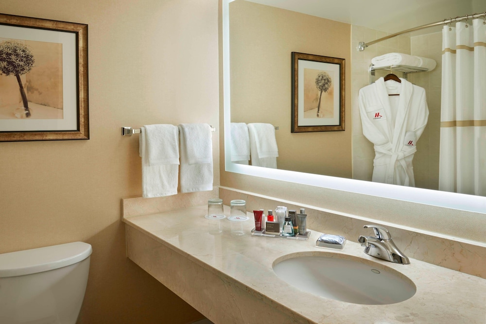 Concierge Room, 1 Double Bed, Club Lounge Access, City View thumbnail 5