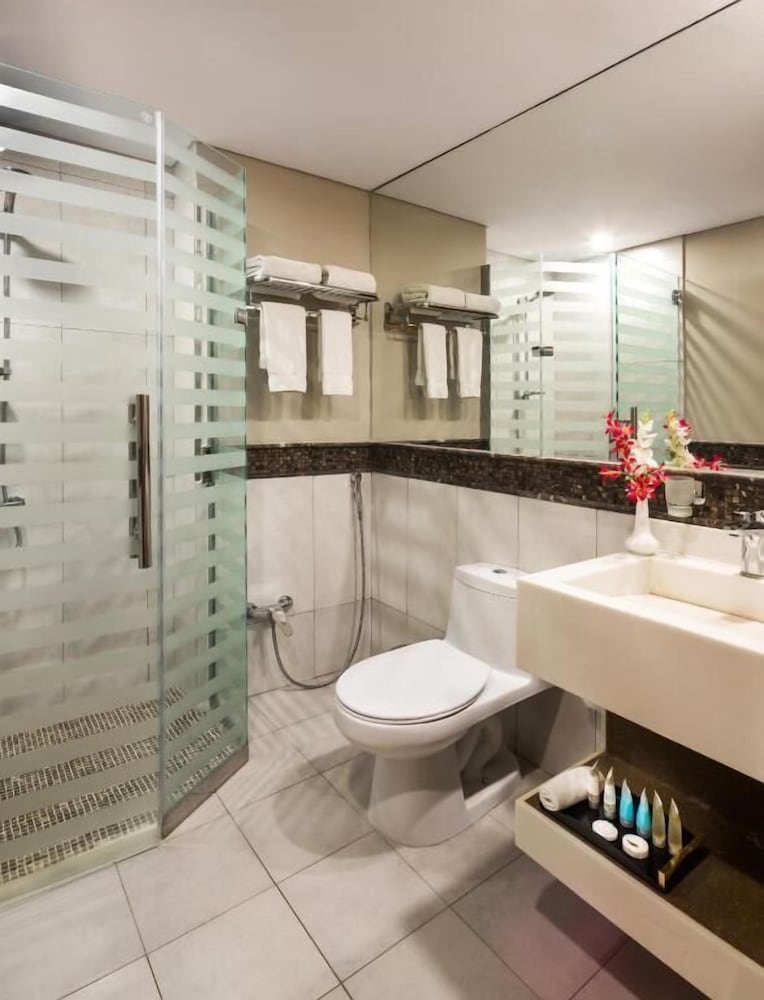 Superior Suite - Photo 3