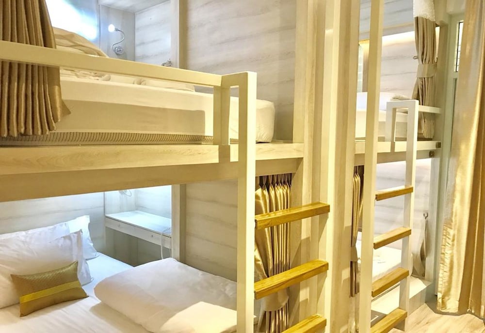 Private Female Room for 4 People with Shared Bathroom (Bunk Bed) photo 2