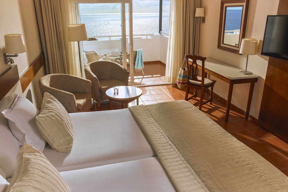 Standard Double Room Single Use, Sea View