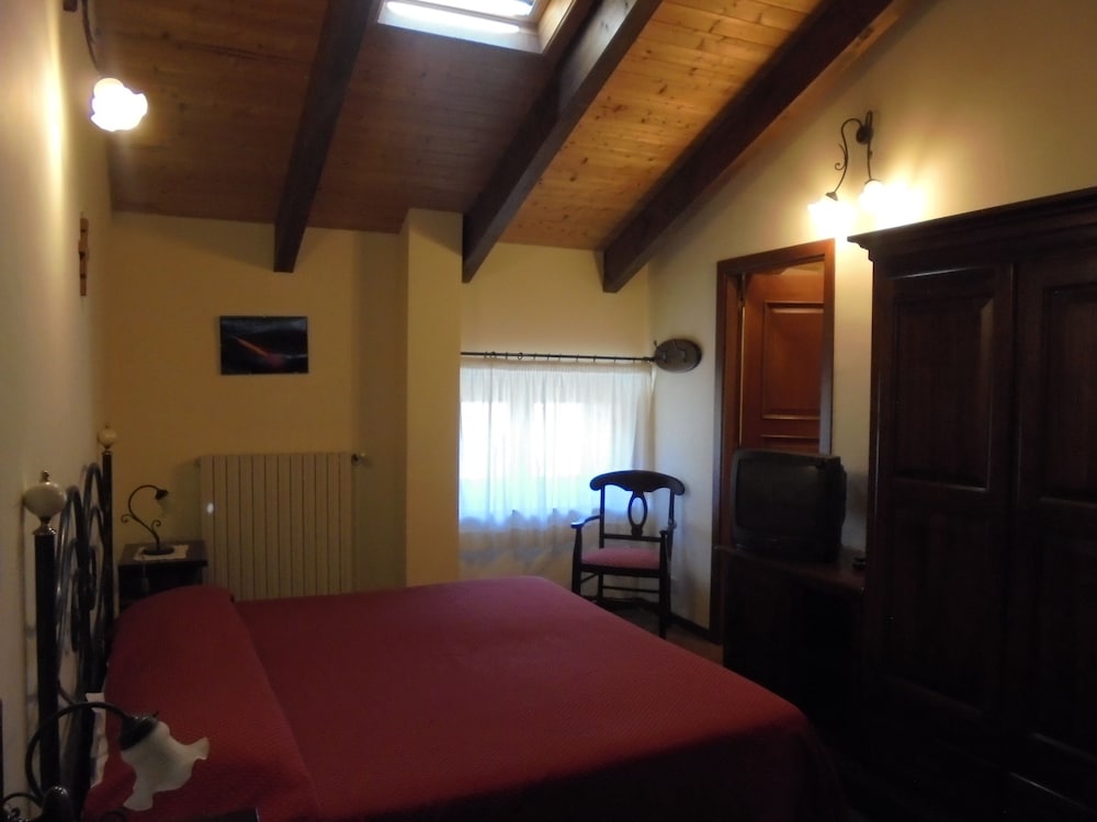 Comfort Double Room Single Use, Mountain View photo 2