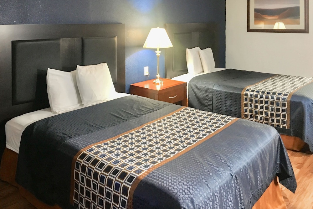 Standard Room, 1 Double Bed, Smoking - Photo 1