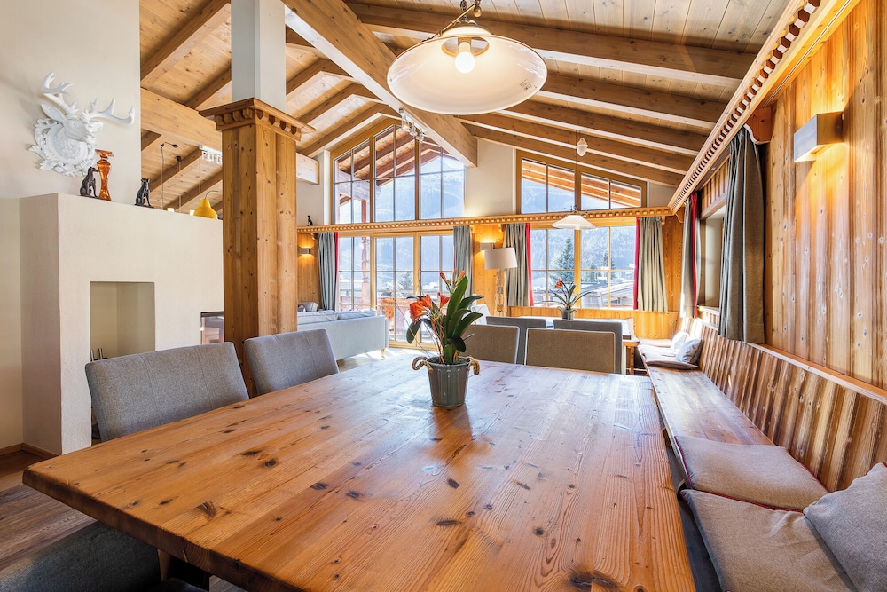 Eight-Bedroom Chalet