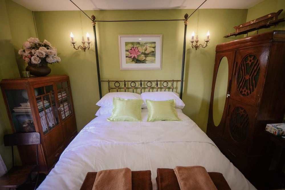 Deluxe Double Room with Balcony photo 3