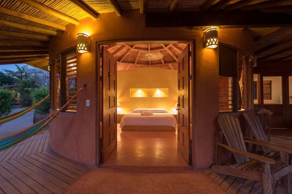 Ac Suite Bungalow