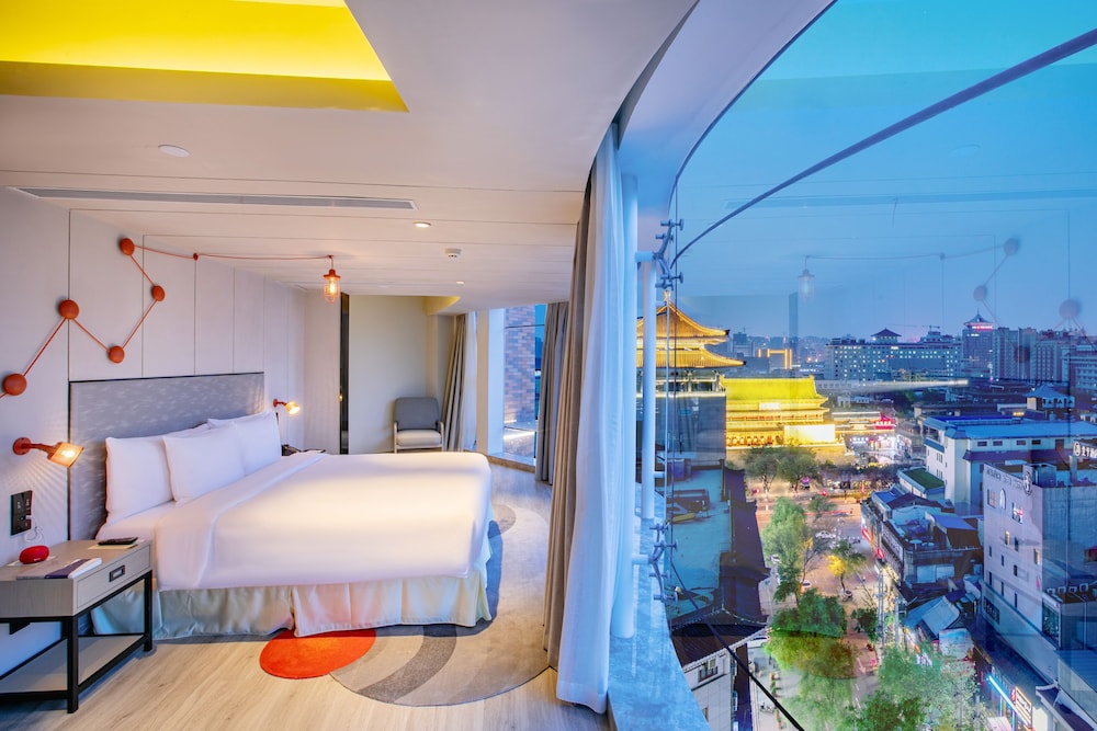 270° Panorama Suite