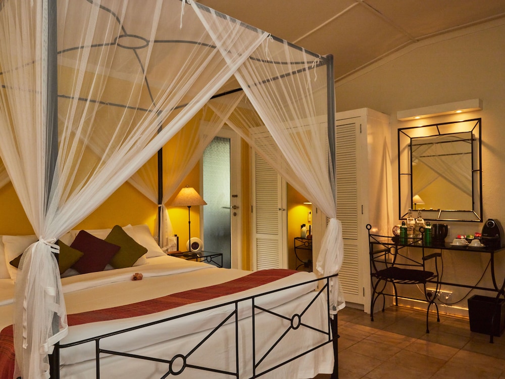 Premium Beach Bungalow - Photo 3