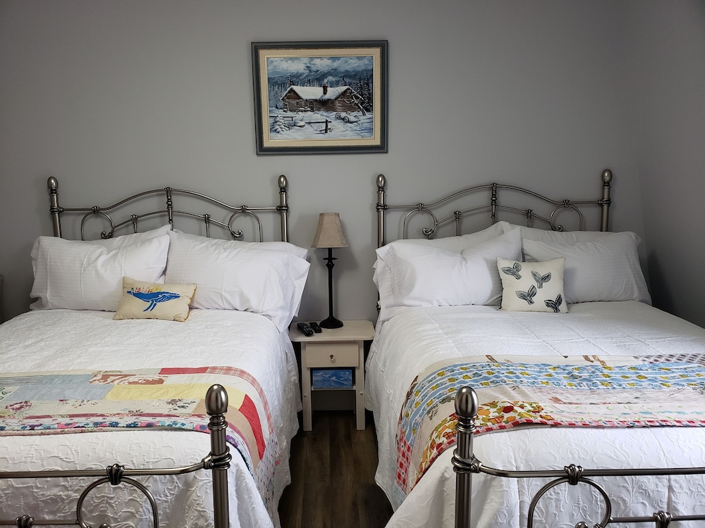 Superior Room, 2 Double Beds, City View (Nan)