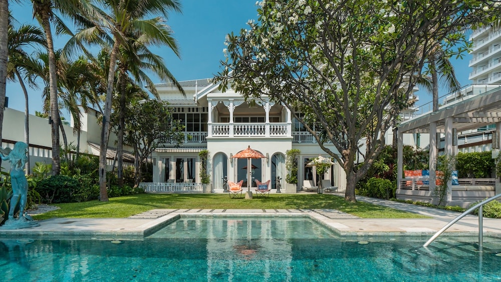 Club Villa, 3 Bedrooms (La Residence)